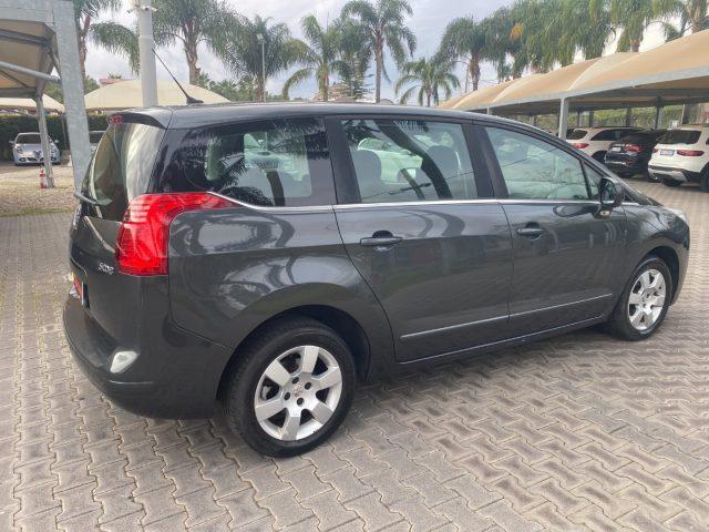 PEUGEOT 5008 1.6 HDi 115CV Business 7 posti