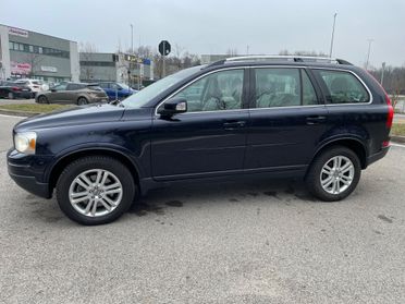 Volvo XC 90 XC90 2.4 D5 185 CV aut. AWD Executive* 7 posti *