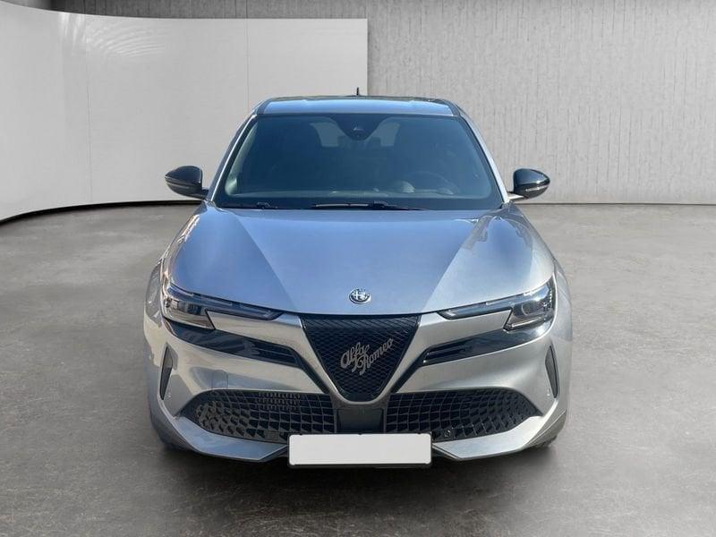 Alfa Romeo Junior 1.2 ibrida 145cv edct6