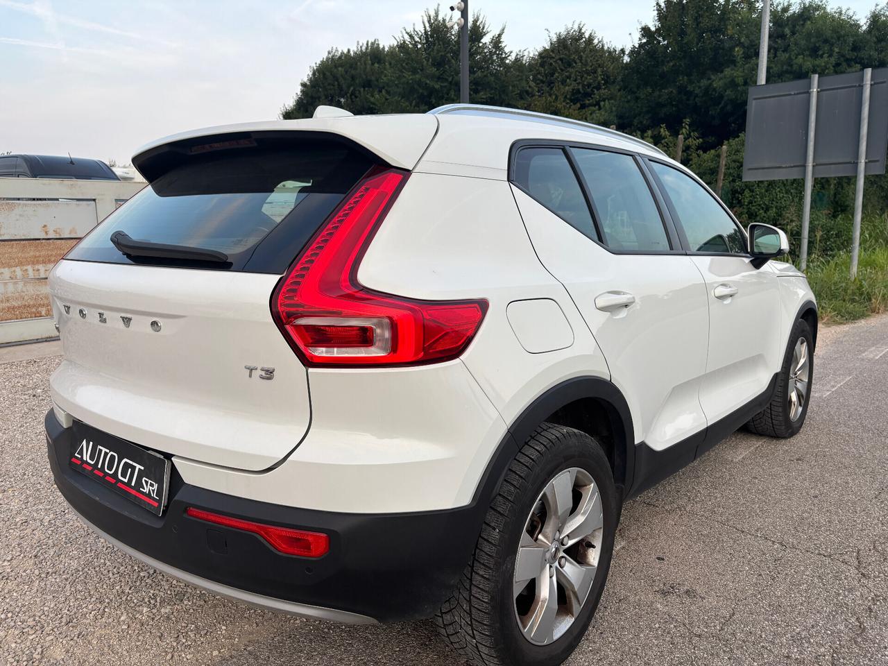 Volvo XC40 T3 Momentum