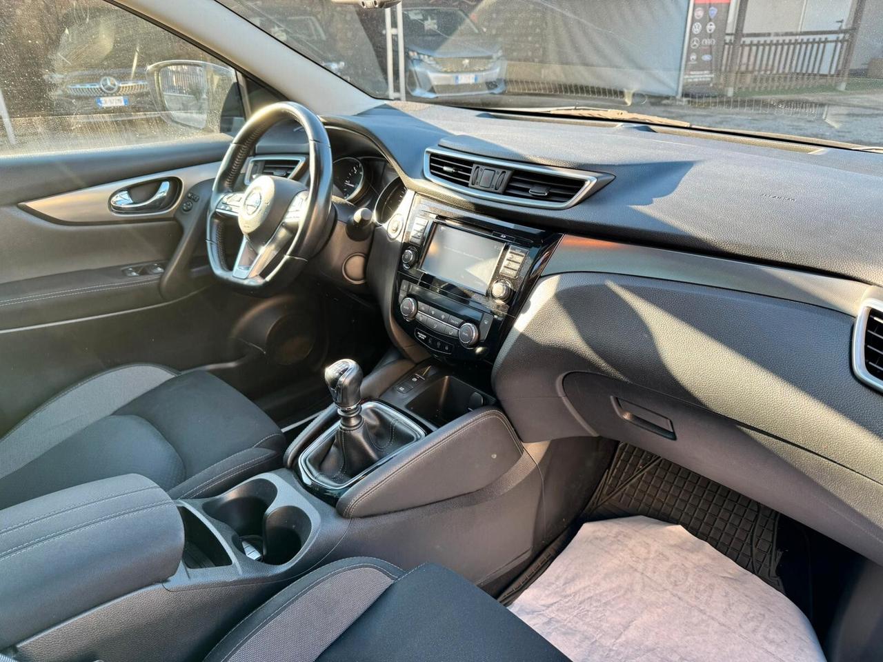 Nissan Qashqai 1.6 dCi 2WD N-Connecta