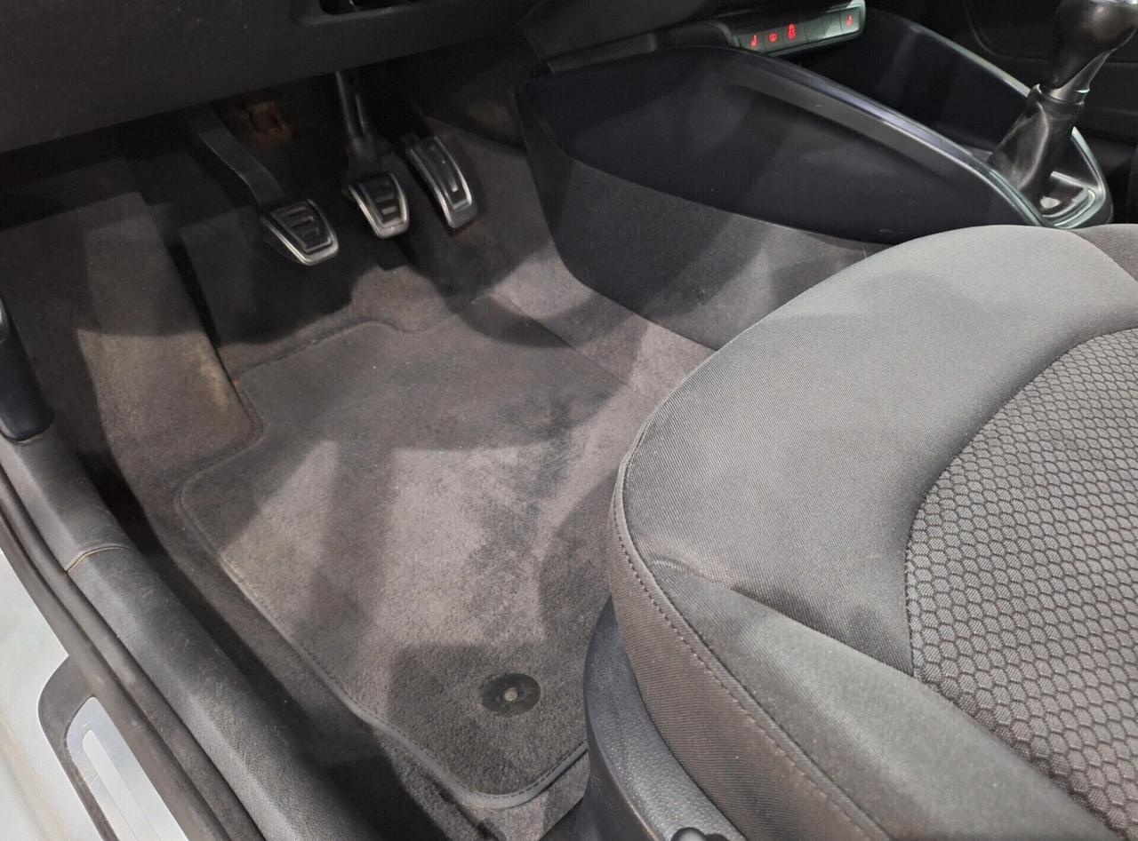 Audi A1 1.6 TDI 105 CV S-line Edition PERMUTO