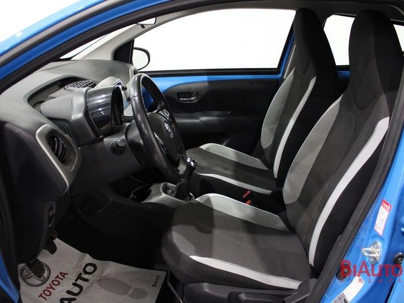 Toyota Aygo Aygo 1.0 VVT-i 69 CV 5 porte x-play TSS