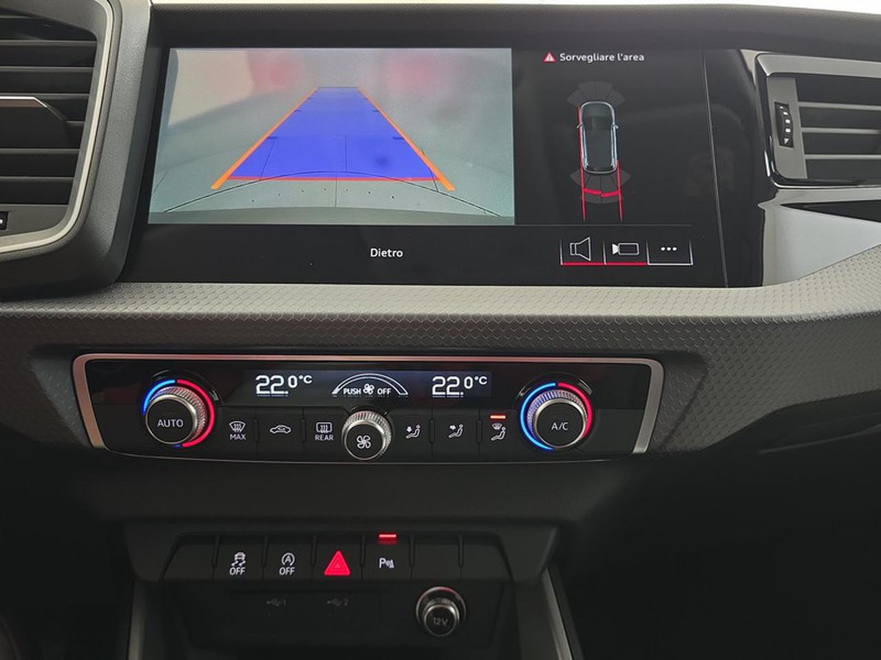 Audi A1 sportback 30 1.0 tfsi identity black 116cv s-tronic