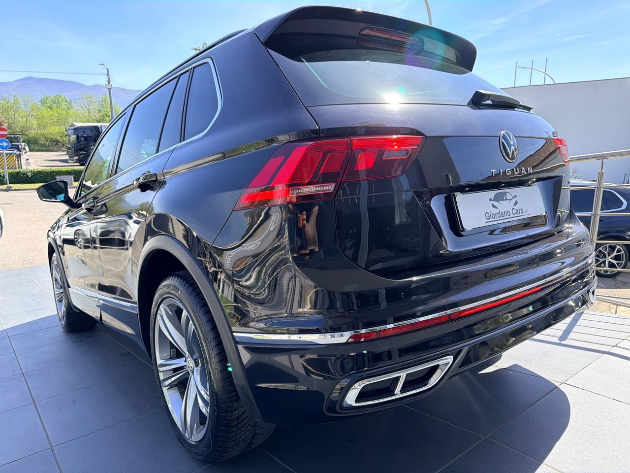 Volkswagen Tiguan 2.0 TDI 150 CV SCR DSG 4MOTION R-Line