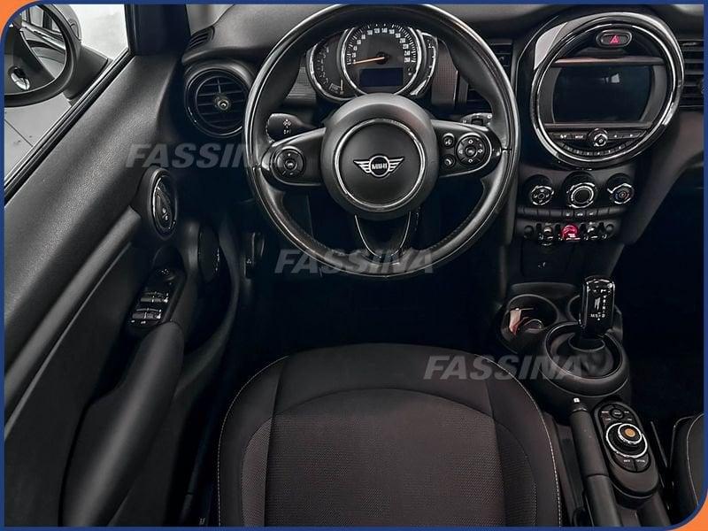 MINI Mini 5 porte 1.5 Cooper 5 porte Auto.