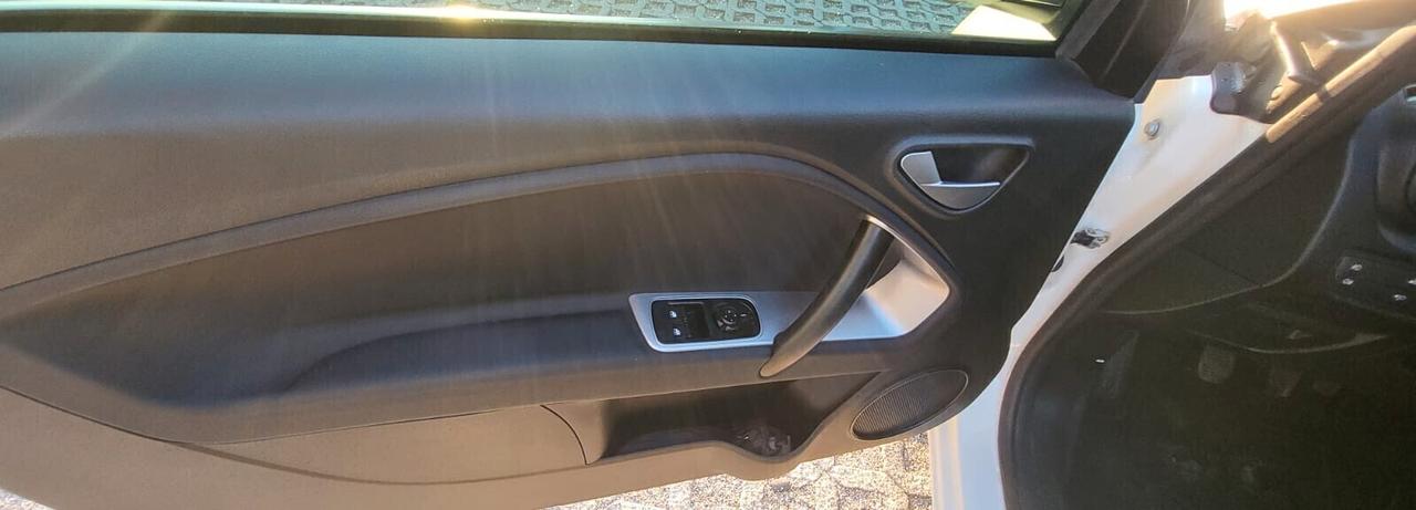 Alfa Romeo MiTo 1.4 T 120 CV GPL Urban