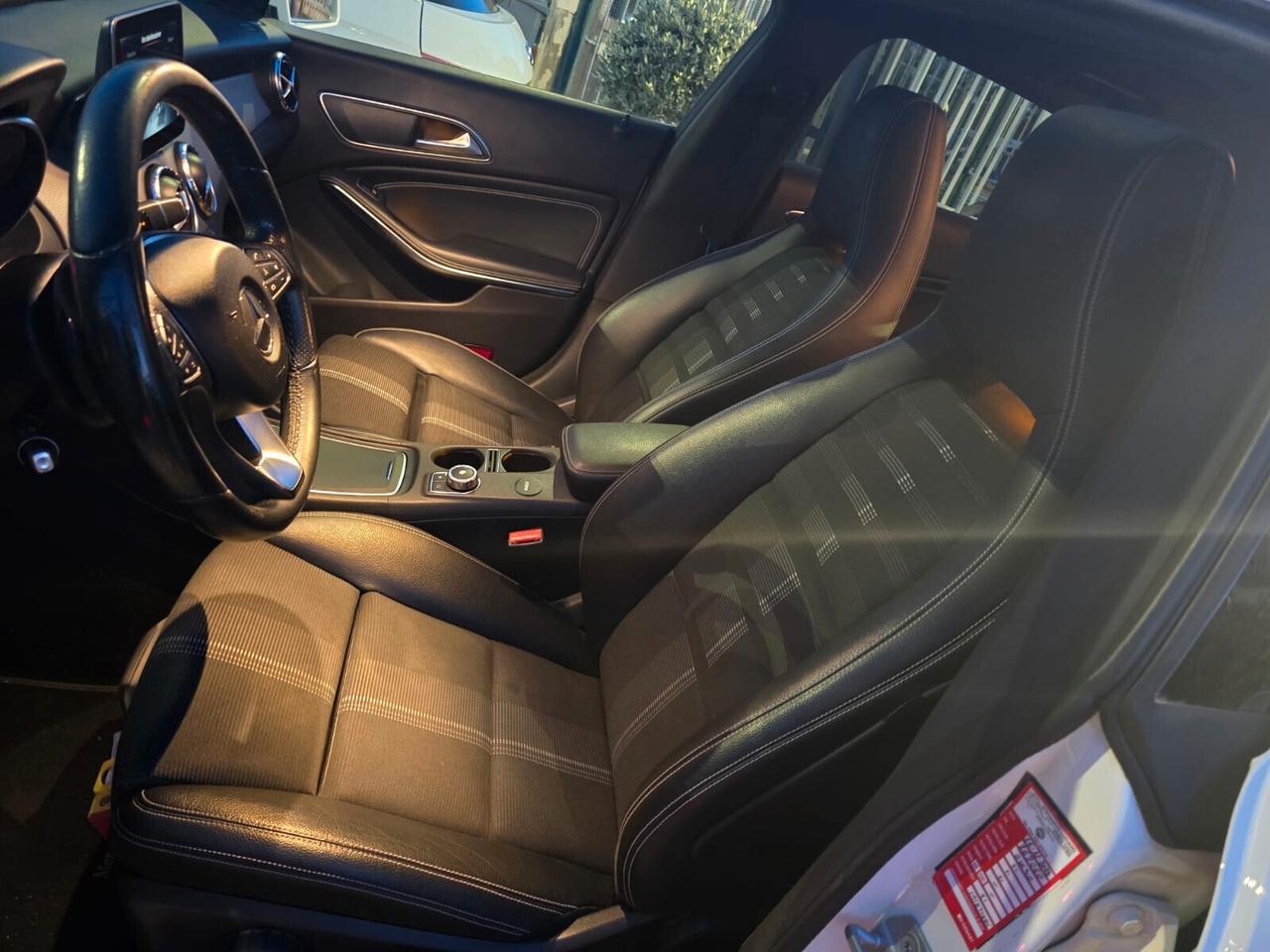 Mercedes-benz CLA 220 d S.W. Automatic Premium PACCHETTO AMG