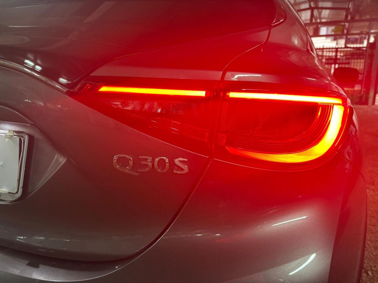 Infiniti Q30 1.5 diesel Sport