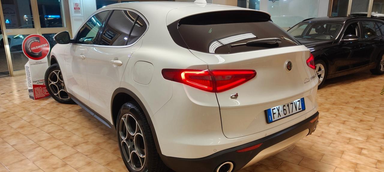 Alfa Romeo Stelvio 2.2 Turbodiesel 190 CV AT8 Q4 Super