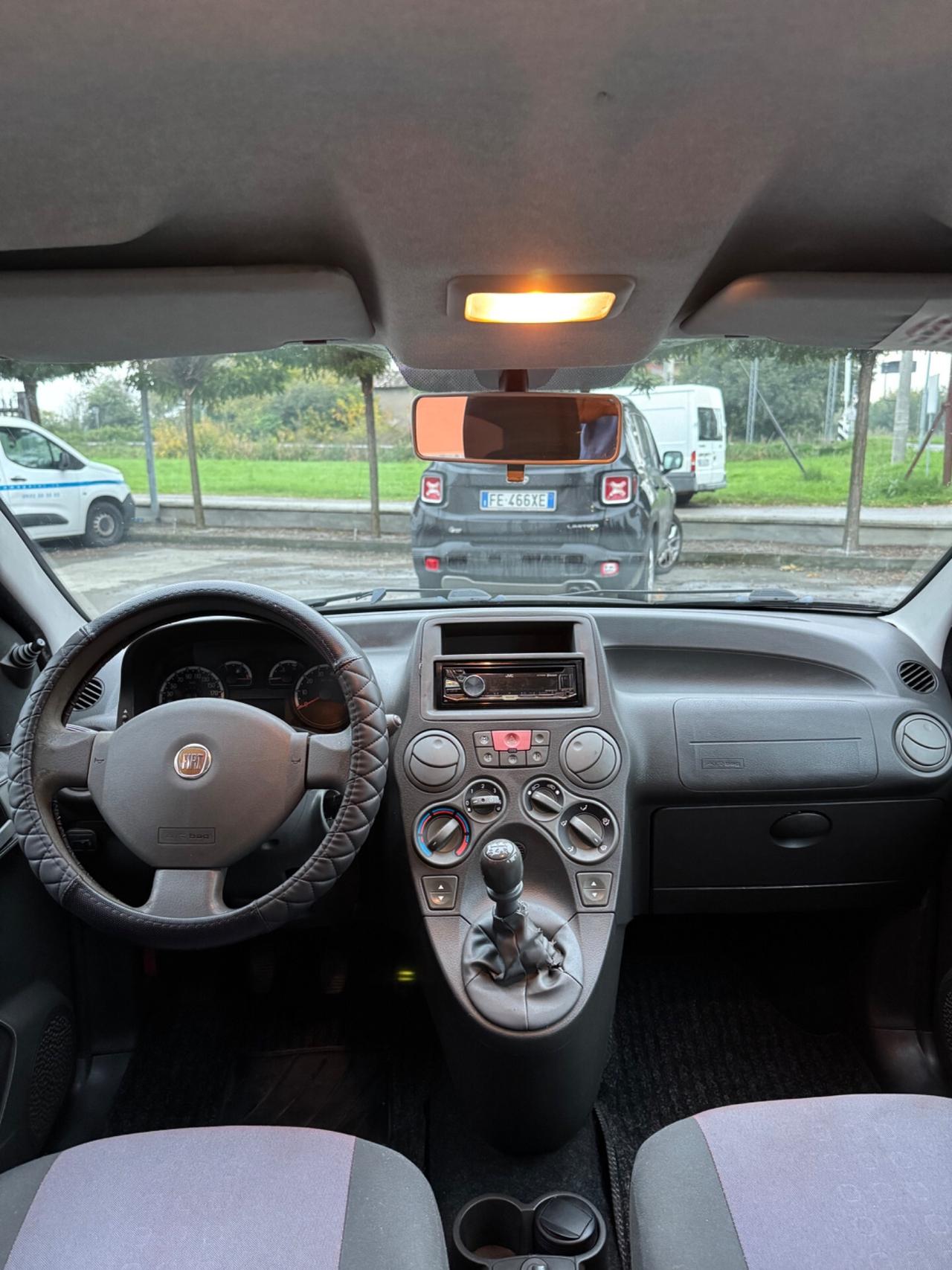 Fiat Panda 1.2 Natural Power si neopatentati