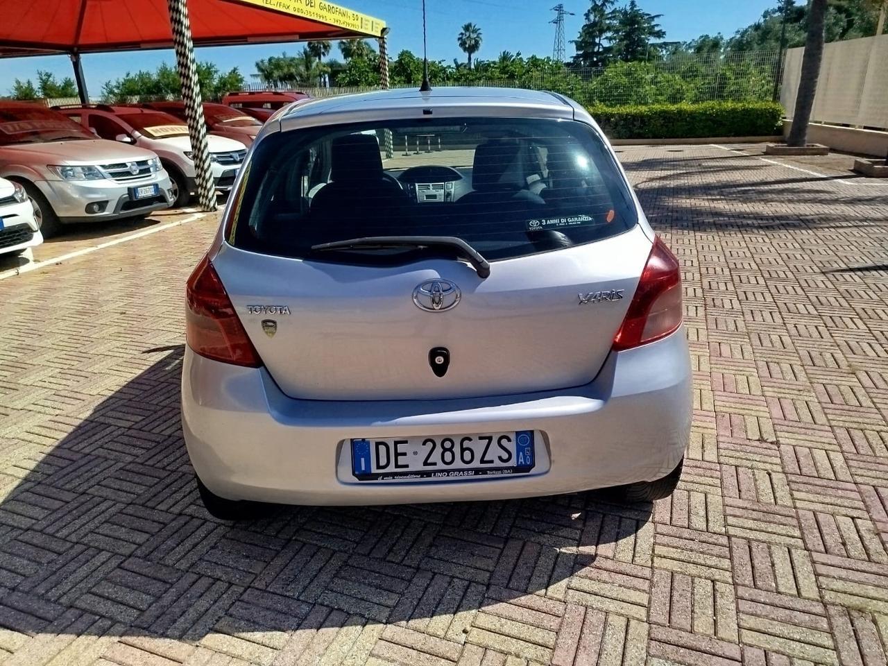 Toyota Yaris 1.3 5 porte CON GPL RINNOVATO FINO AL 2030