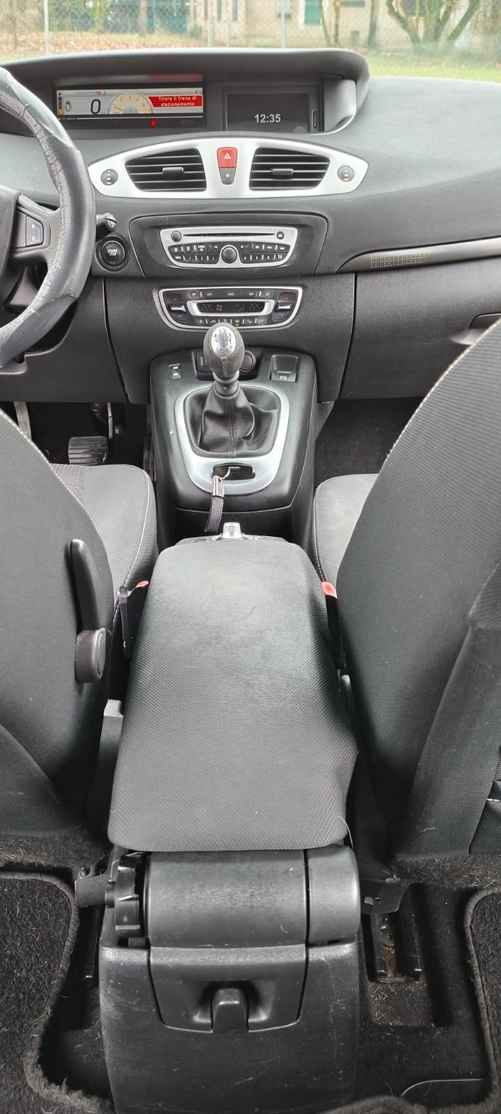 Renault Scenic Scénic X-Mod 1.5 dCi 110CV Luxe