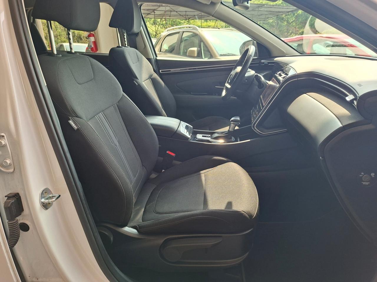 Hyundai Tucson 1.6 CRDI AUTOMATICO / EURO 6D-TEMP