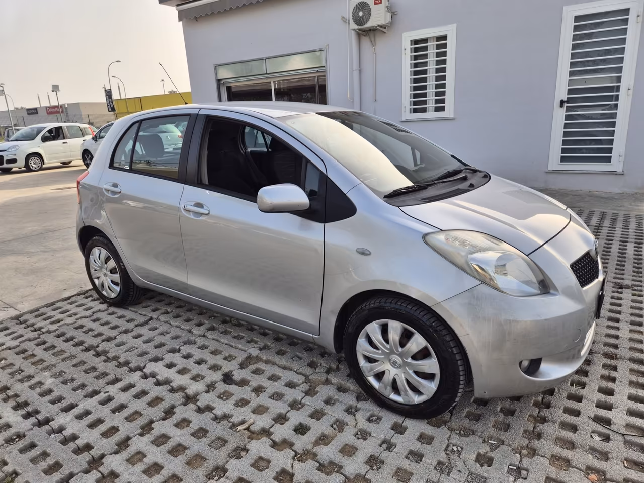 Toyota Yaris 1.3 5 porte