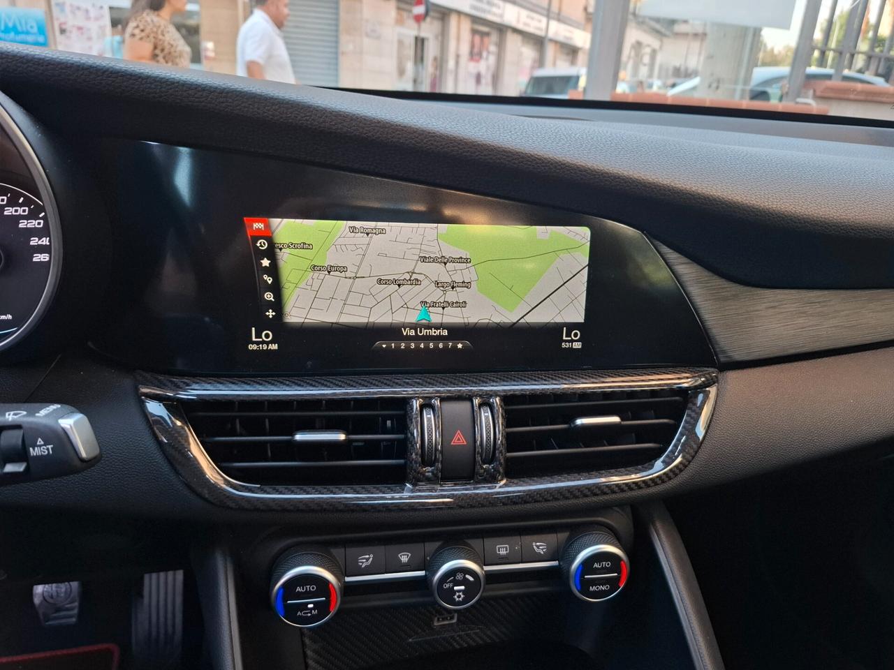 Alfa Romeo Giulia - 2.2 Super 180 CV CARPLAY/KEYLESS/DAB /LED