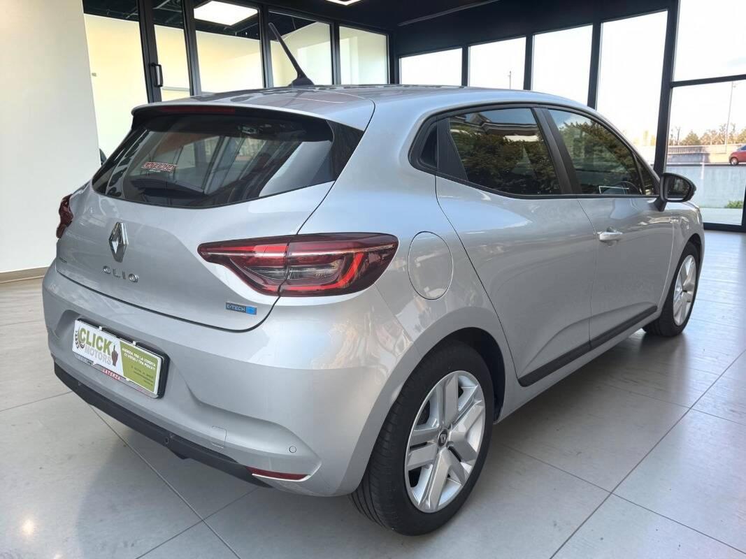 Renault Clio Clio V 2022 1.6 E-Tech hybrid Business 140cv auto