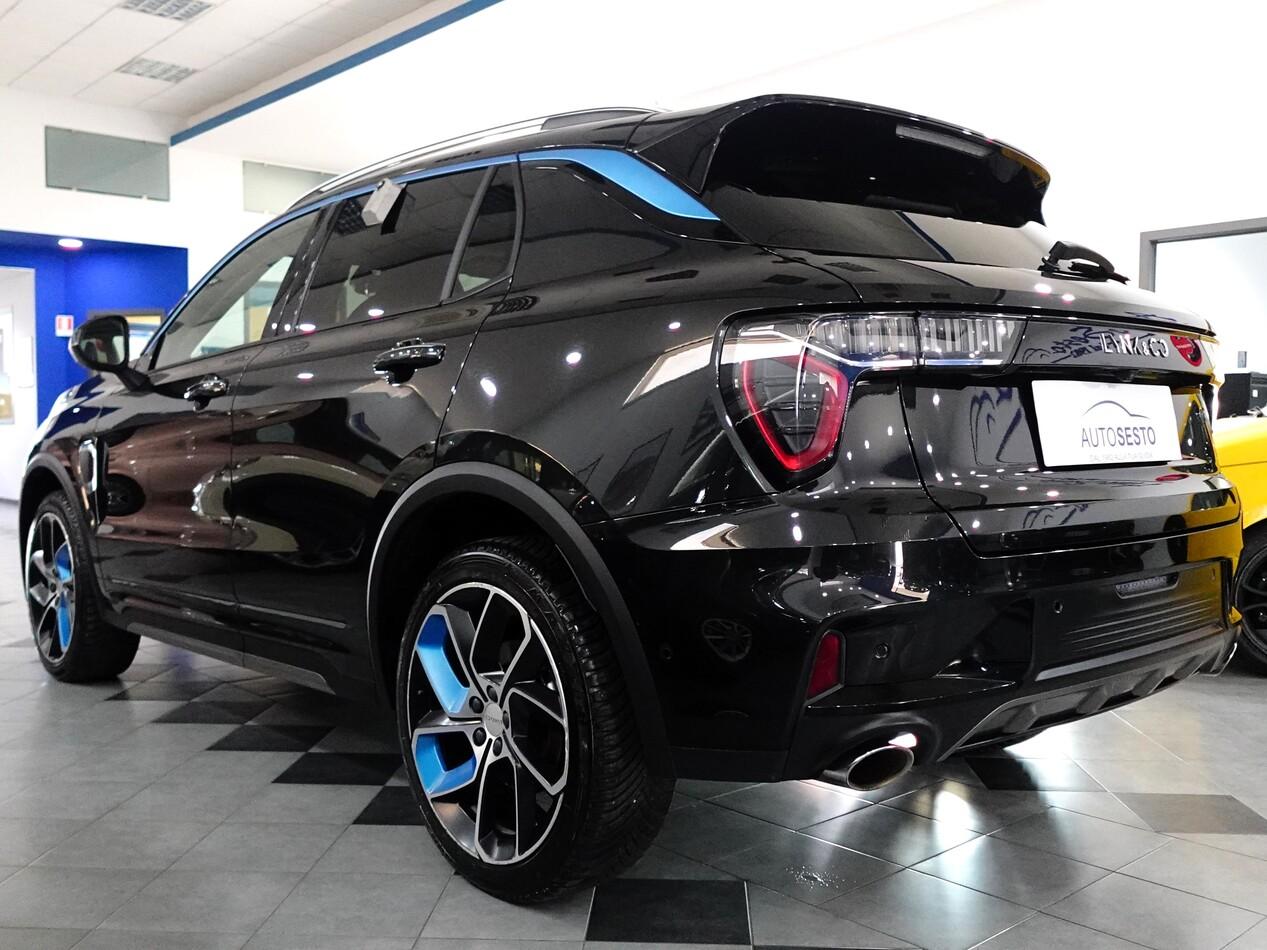 Lynk and Co 01 1.5 BZ 261 CV PHEV 01