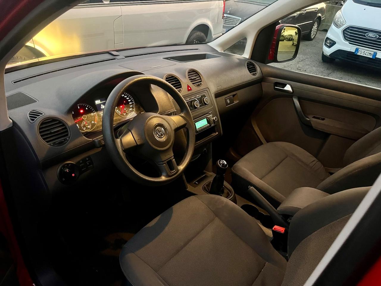 Volkswagen Caddy Maxi 1.6 TDI 7 POSTI