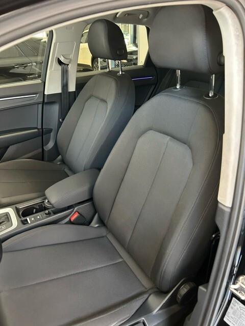 Audi Q3 35 2.0 tdi Advance Business S-tronic