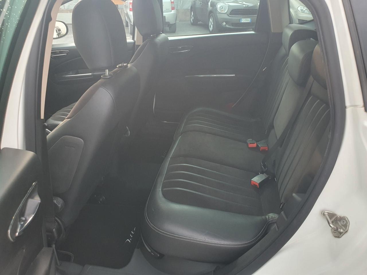 Lancia Delta 1.4 T-Jet 120 CV benz GPL 2013