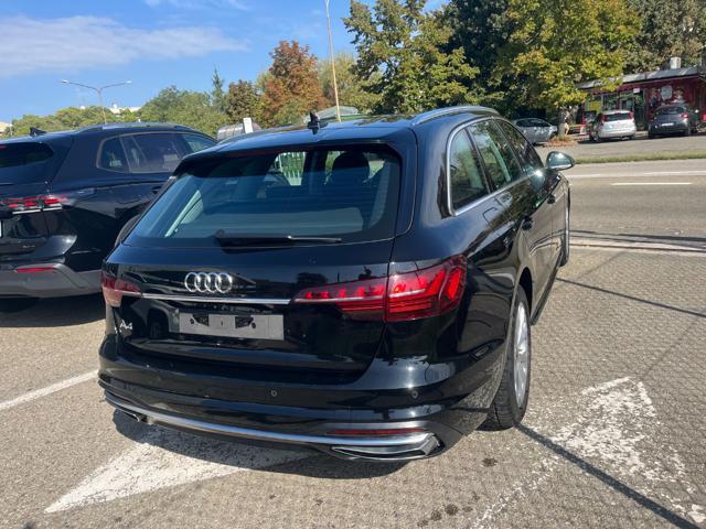 AUDI A4 Avant 30 TDI/136 CV S tronic Business Advanced