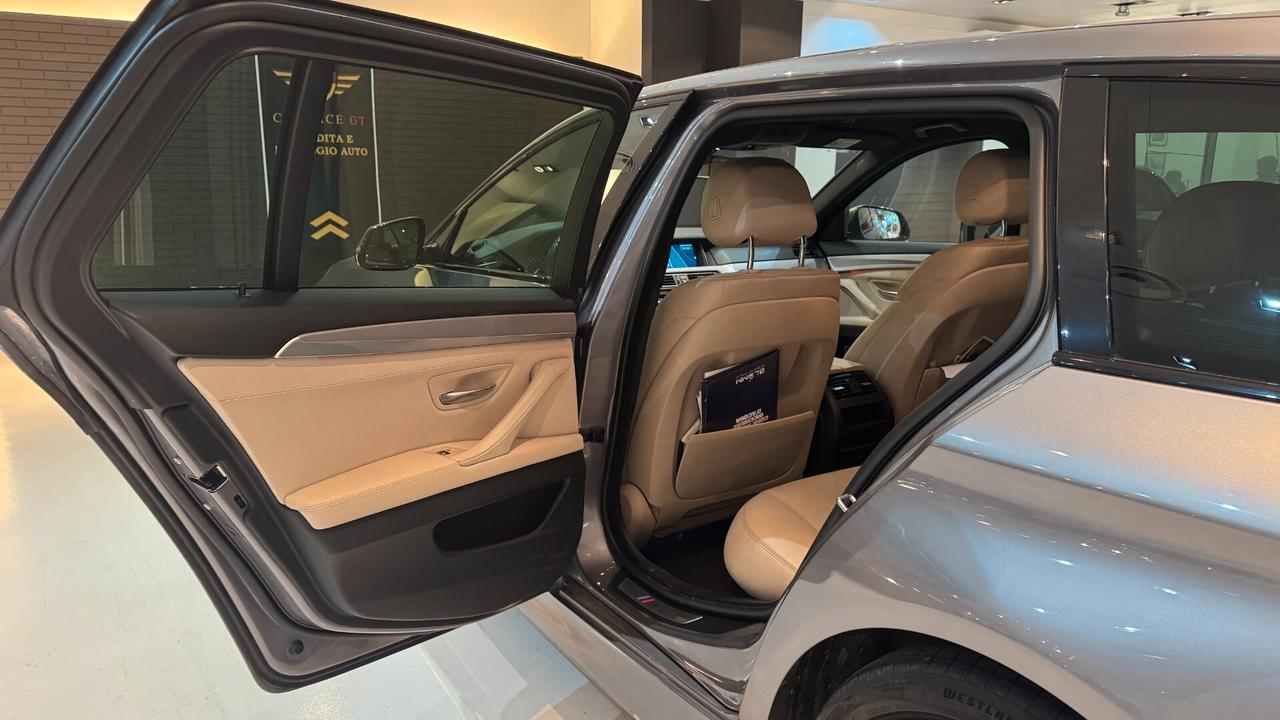 BMW 520D TOURING MSPORT 190cv - 2017