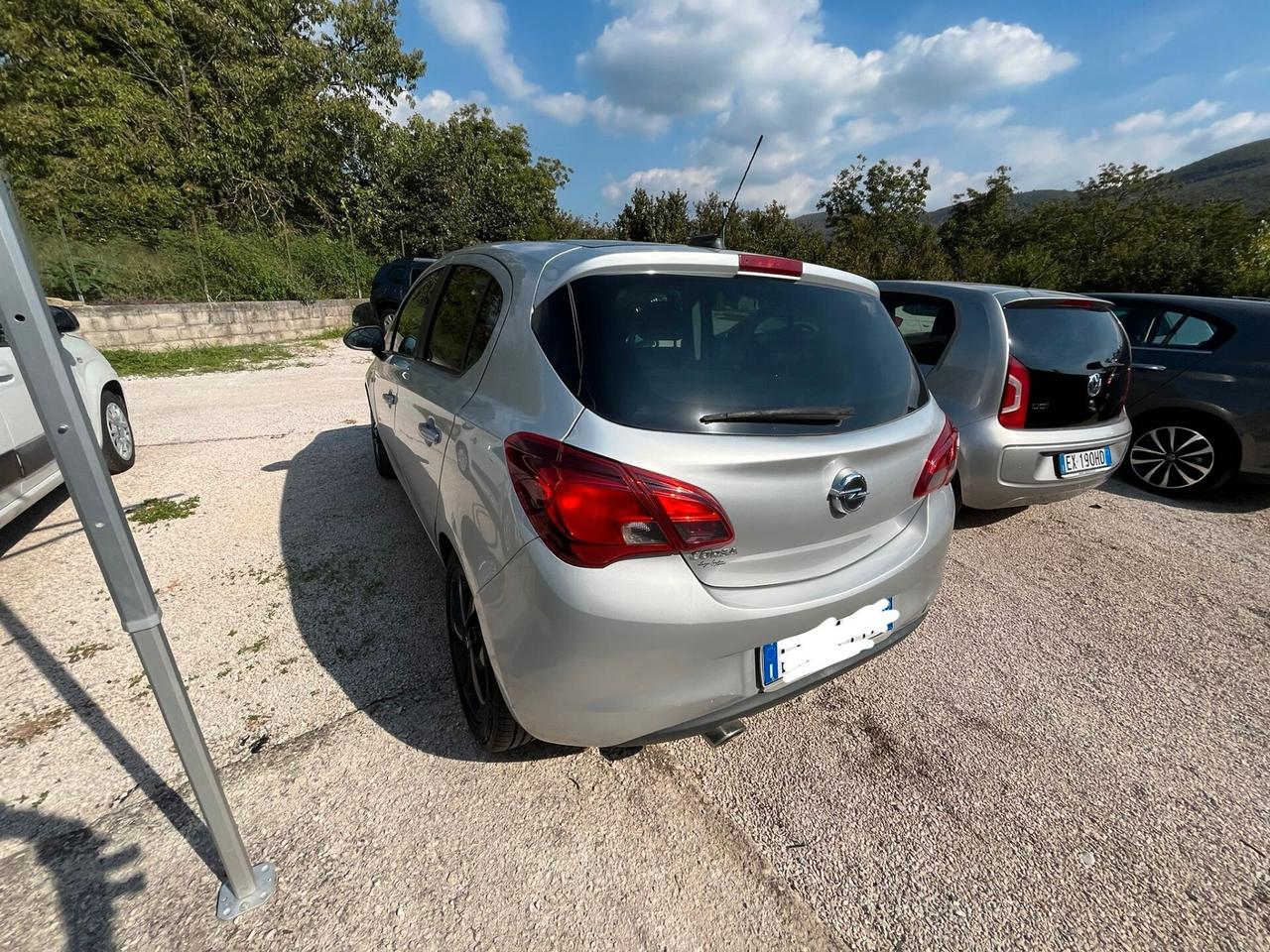 Opel Corsa 1.4 90CV GPL Tech 5 porte b-Color