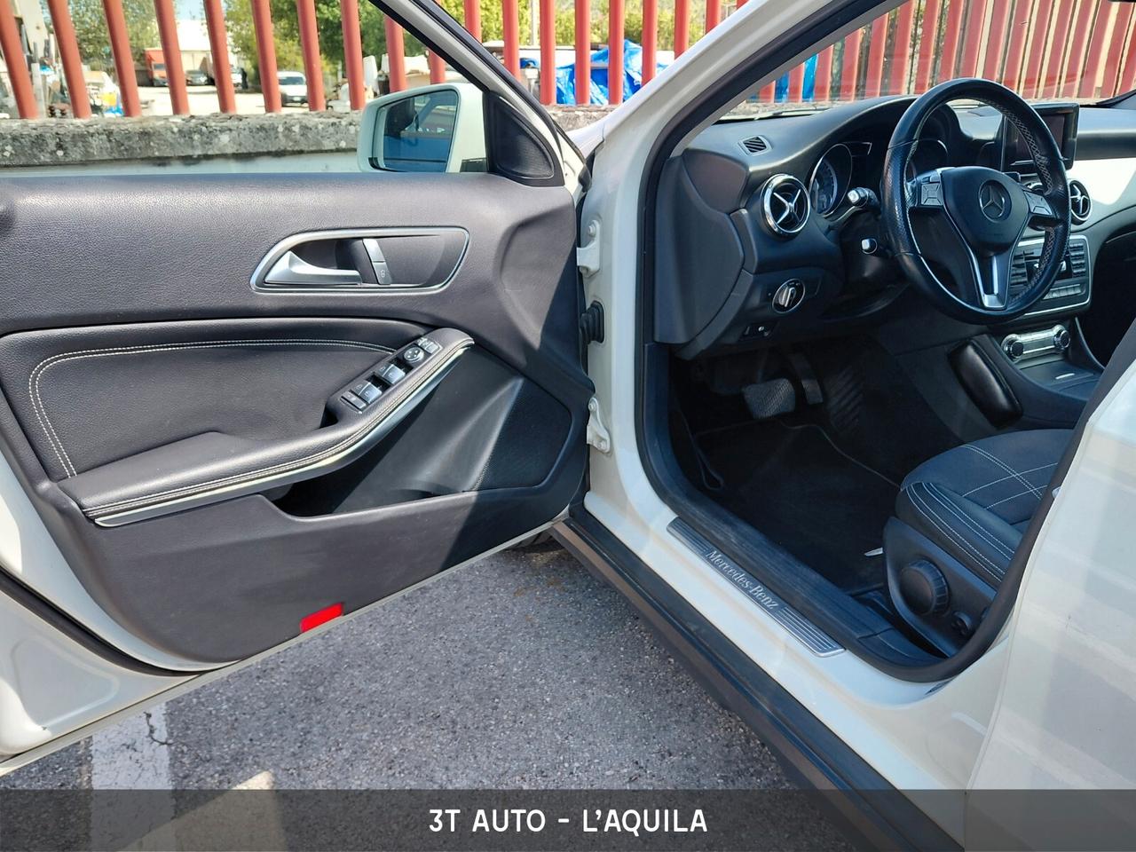 Mercedes-benz GLA 220 CDI Automatic 4Matic Premium