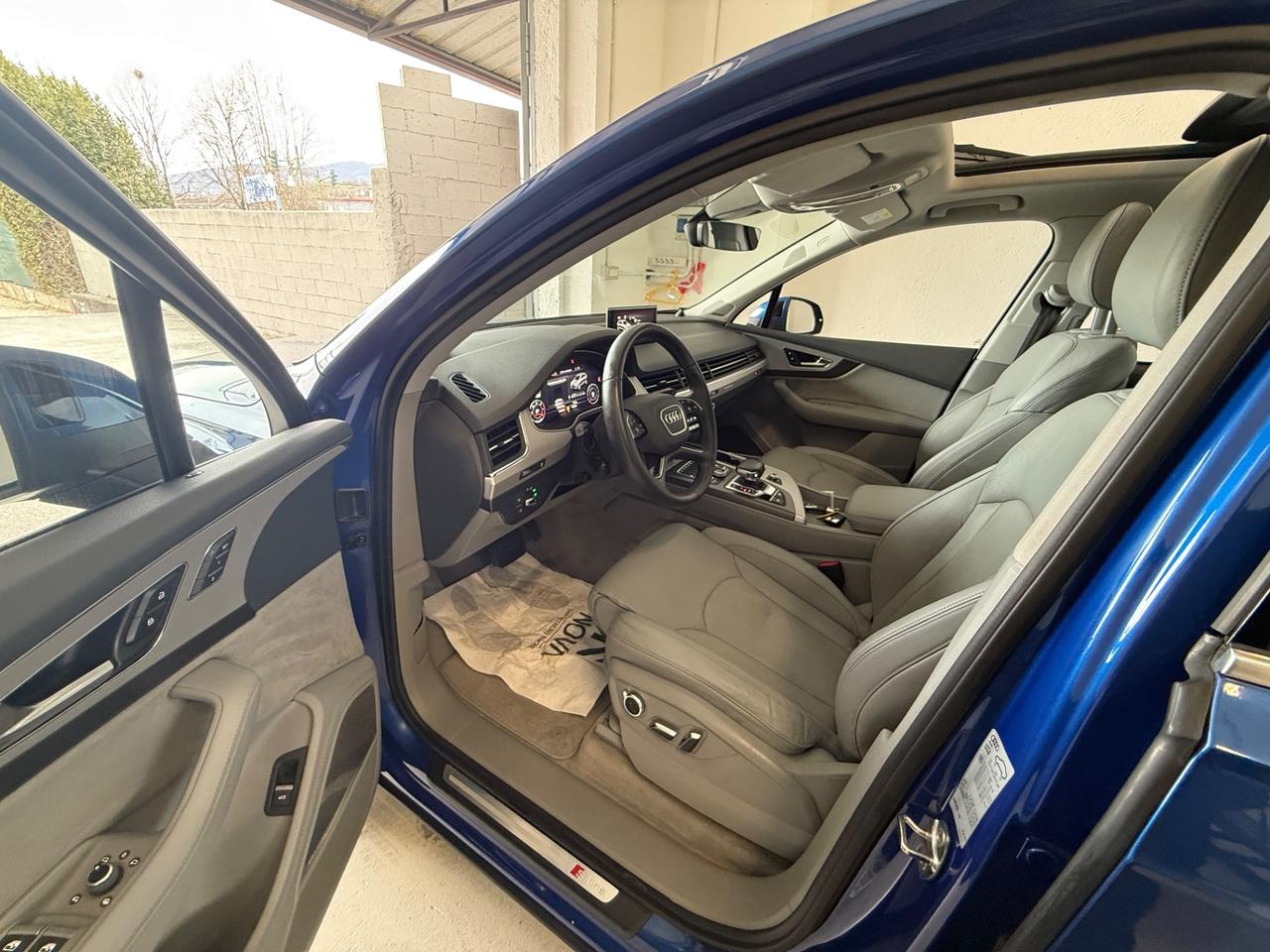 Audi Q7 3.0 tdi Sport Plus quattro tiptronic