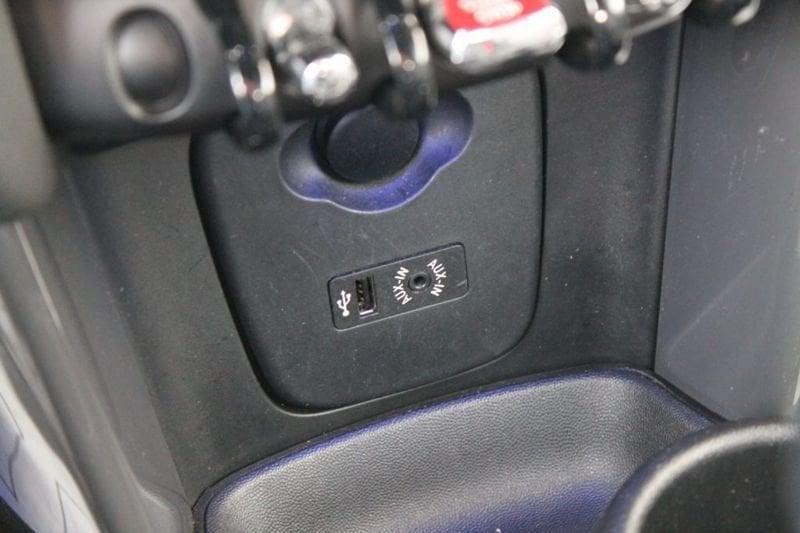 MINI Mini 1.5 Cooper D Cabrio