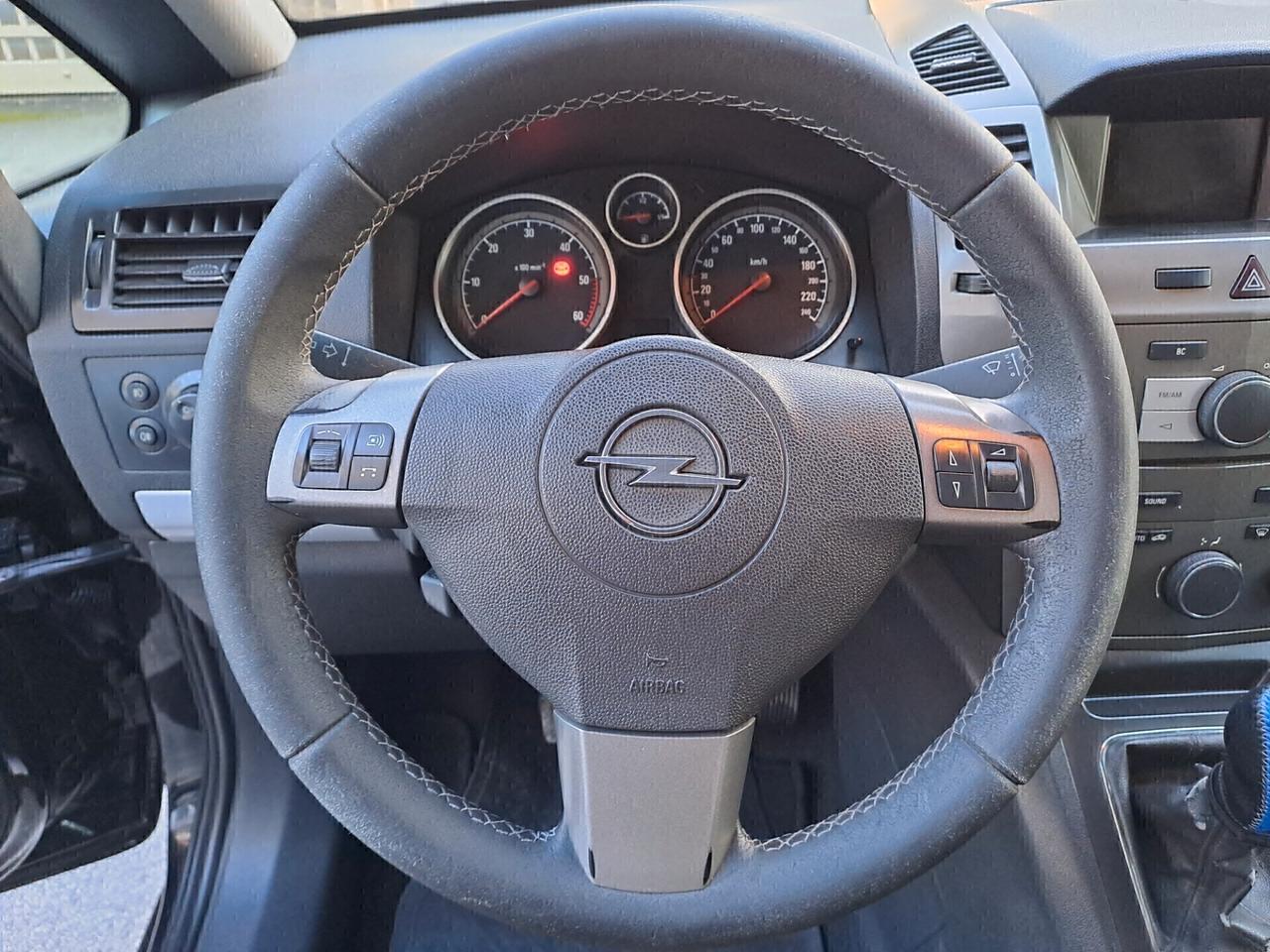 Opel Zafira 1.9 CDTI 120CV Cosmo 7 POSTI