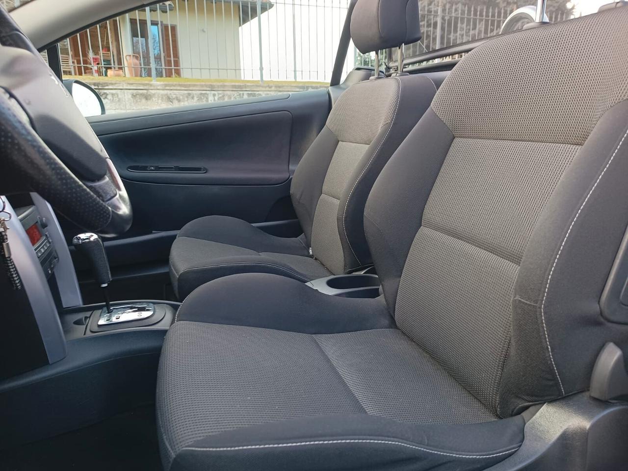 Peugeot 207 CC CambioAut.61900Km