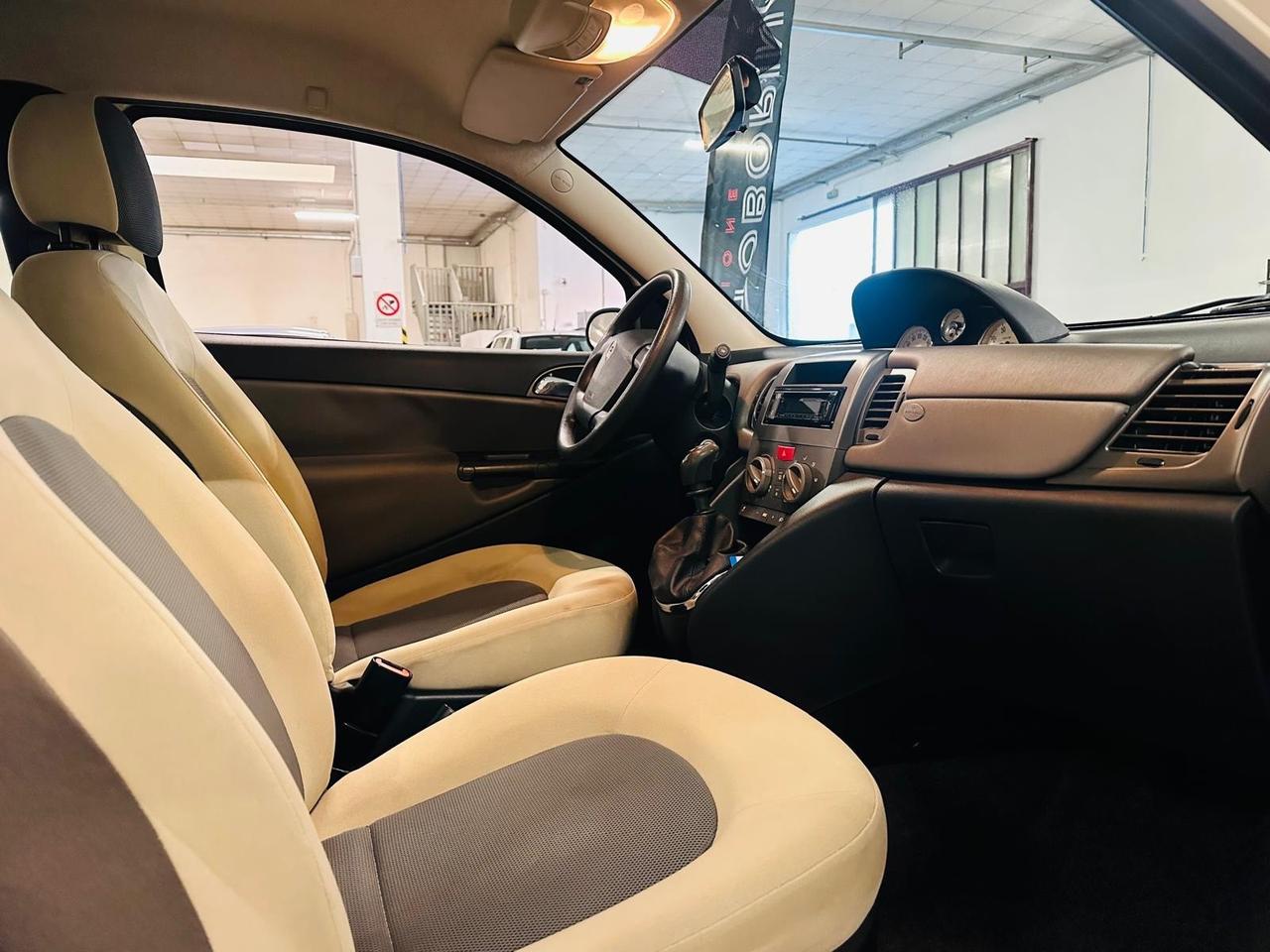 Lancia Ypsilon 1.2 Argento