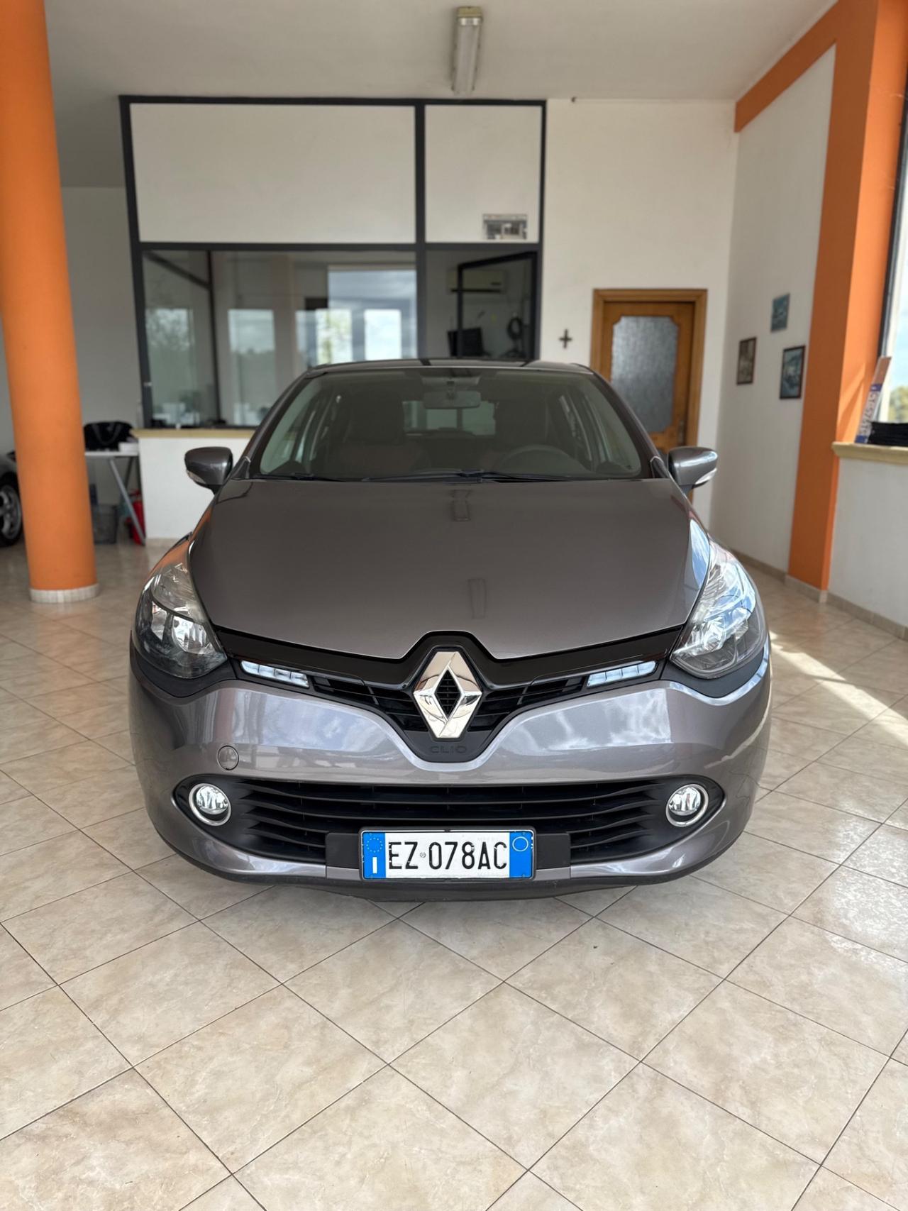 Renault Clio 1.2 75CV GPL 5 porte Neo patentati