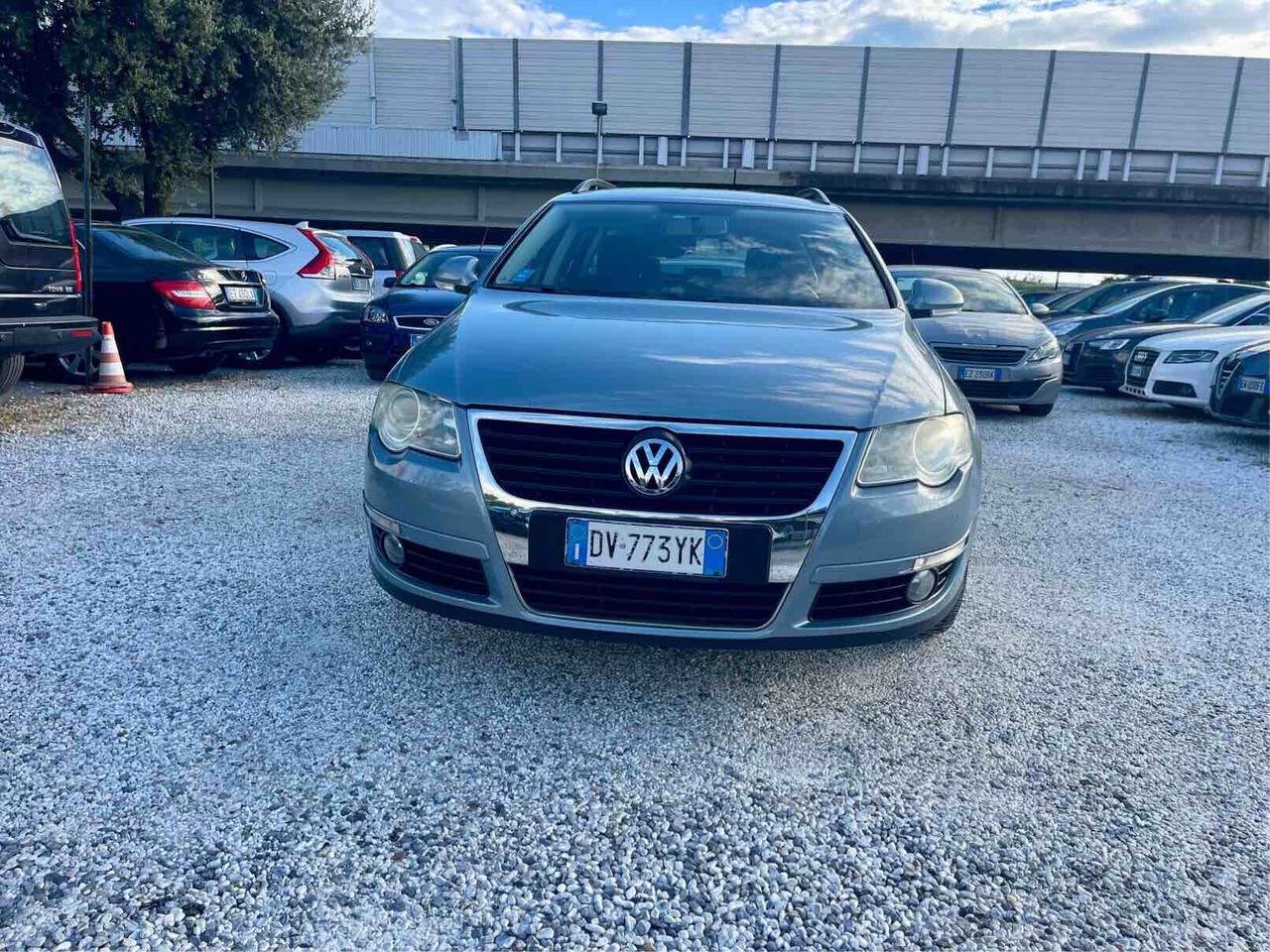 VOLKSWAGEN PASSAT - SOLO 99 000 KM - UNICO PROPRIETARIO