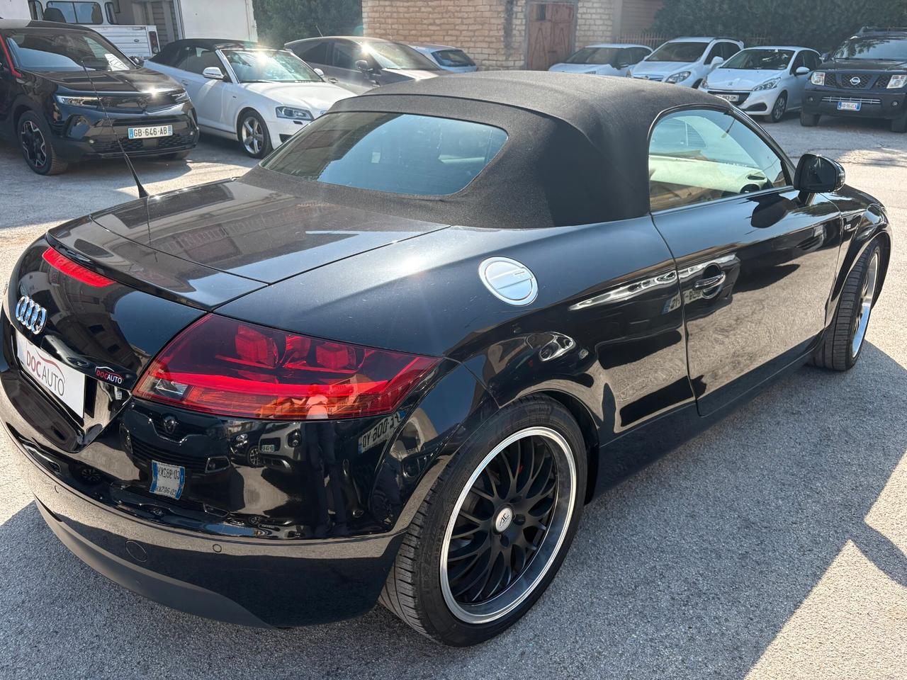 Audi TT Roadster 2.0 TFSI 200 CV S-LINE