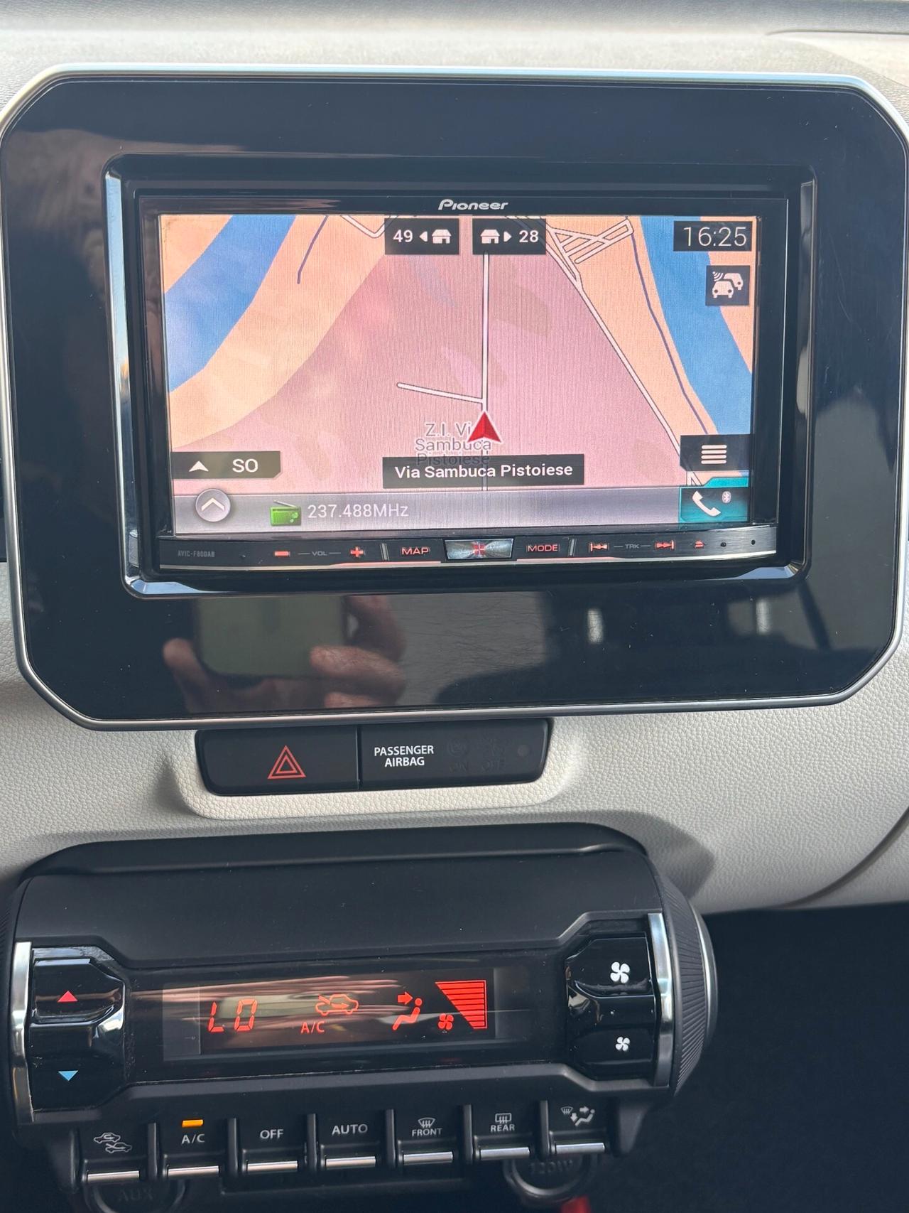 Suzuki Ignis 1.2 Dualjet Top