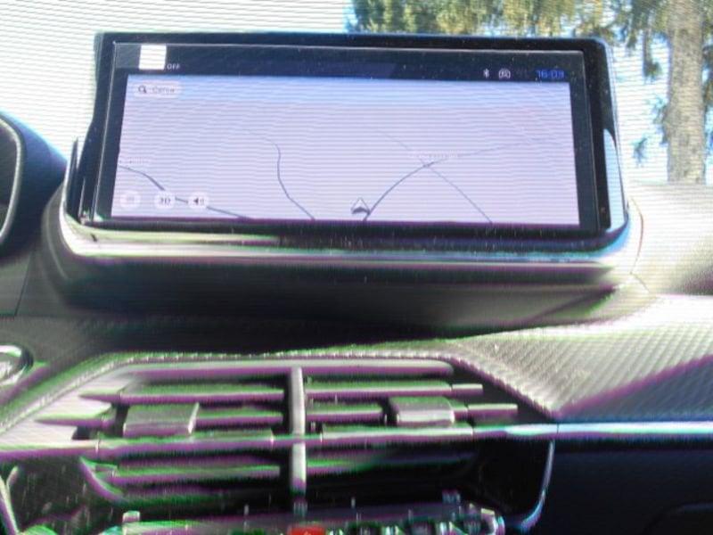 Peugeot 2008 100 Allure CBC Navig 2telecam