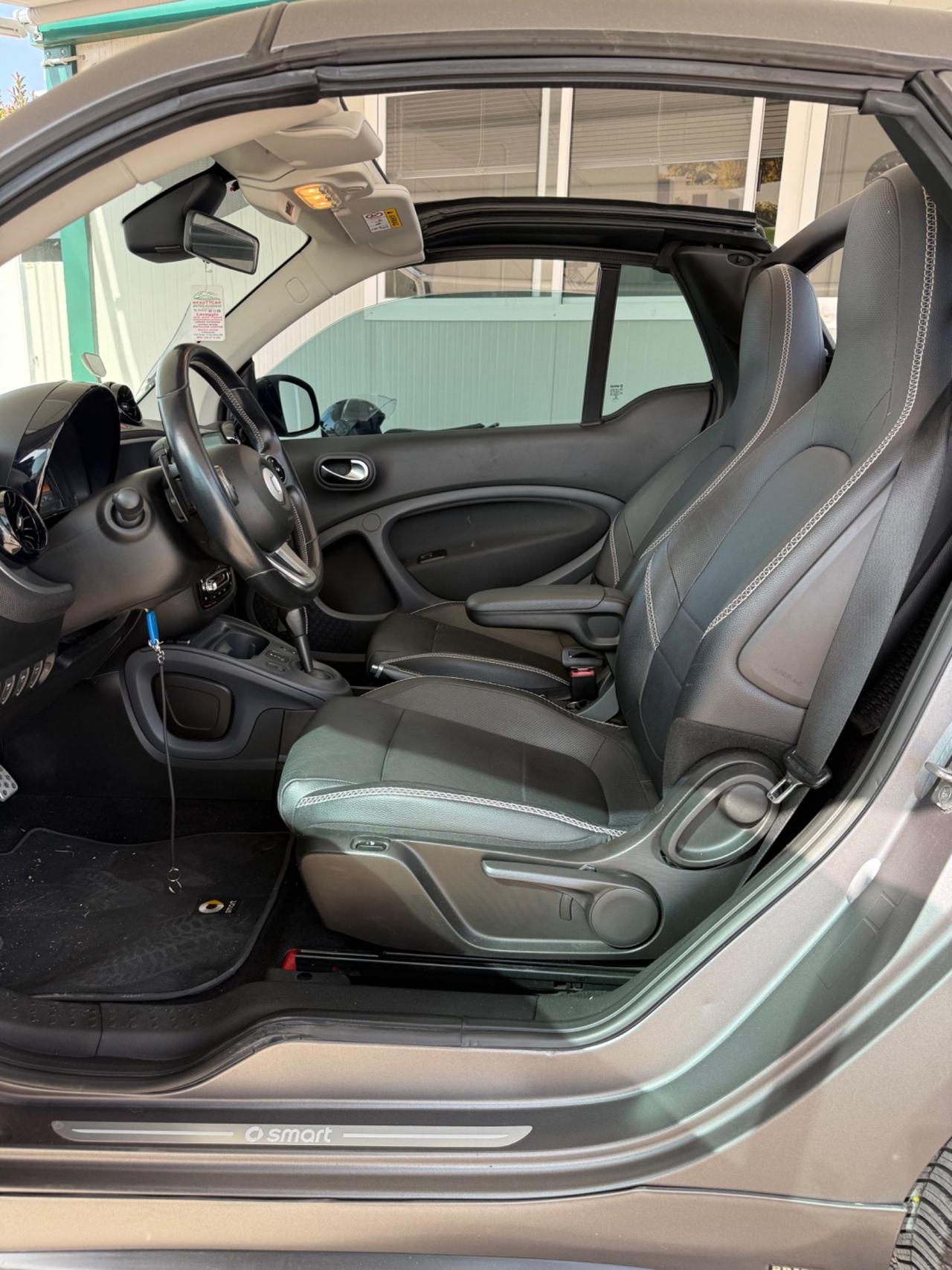 Smart ForTwo BRABUS 0.9 Turbo twinamic Xclusive