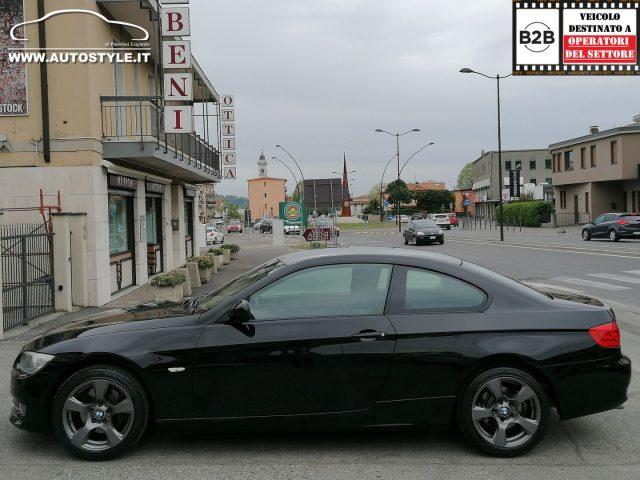BMW 320 d Coupé 184Cv *BLACK-LINE*