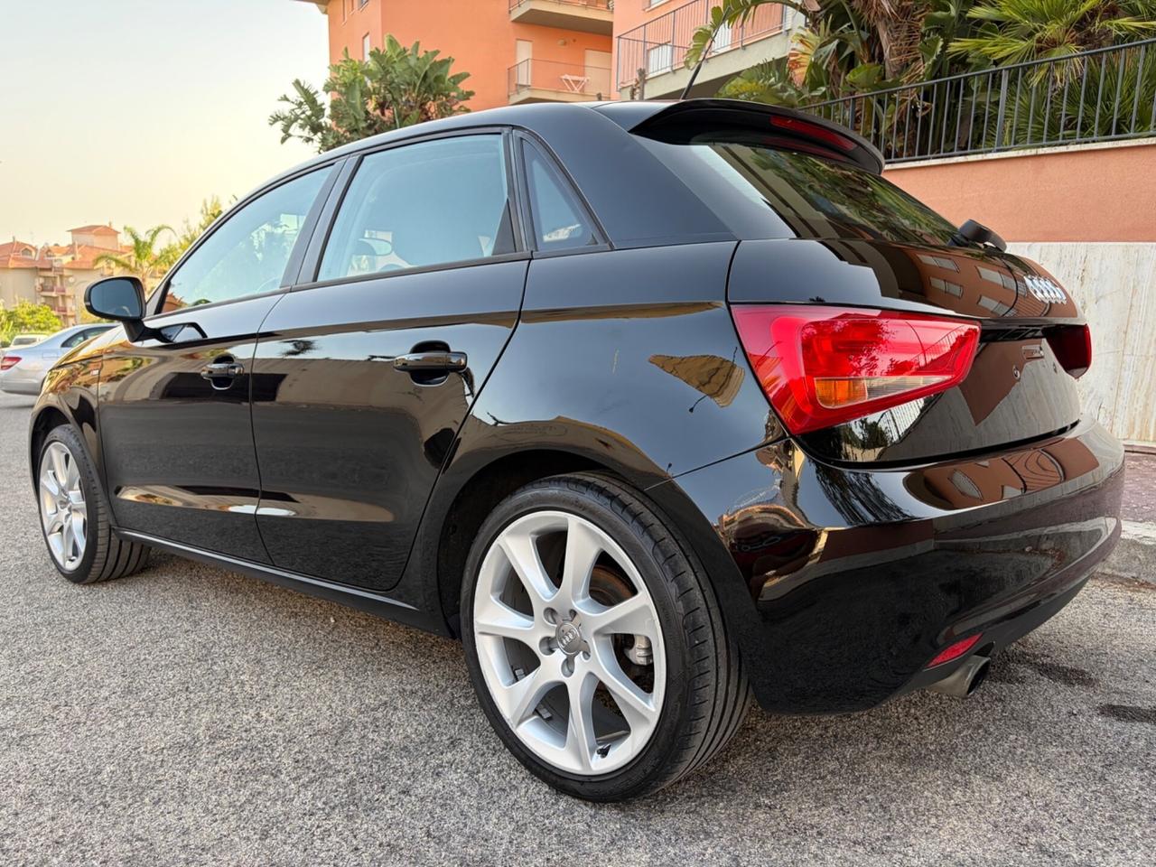 Audi A1 1.2 TFSI Ambition s-line