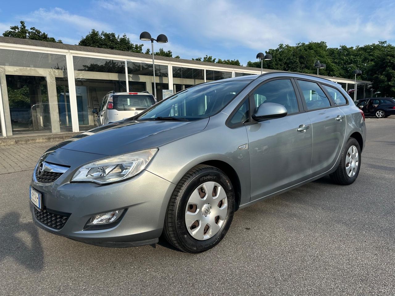 Opel Astra 1.7 CDTI 110CV Sports Tourer NEOPATENTATI