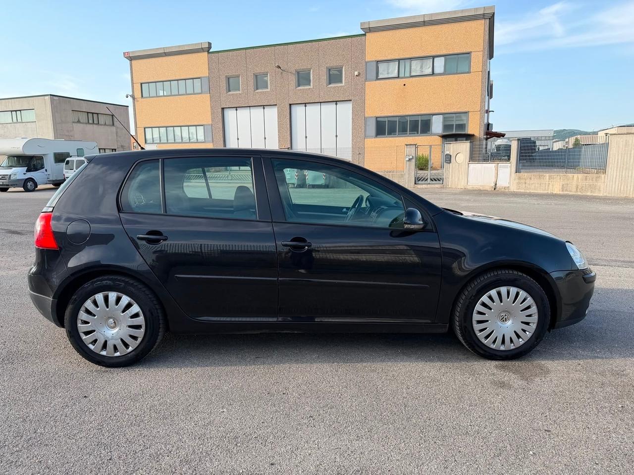 Volkswagen Golf 1.6 5p. Comfortline