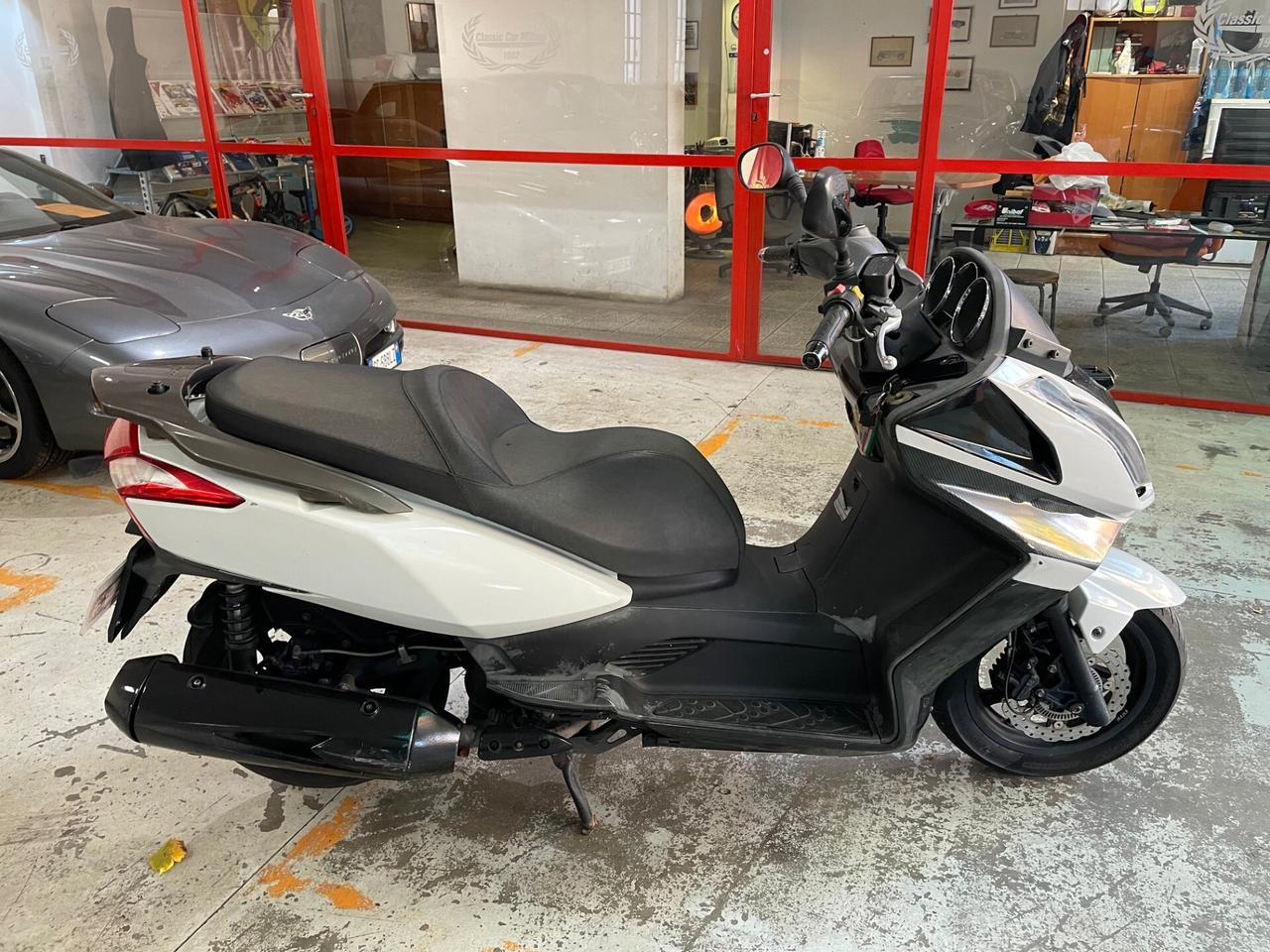 Kymco Downtown 300i BENZINA EURO3