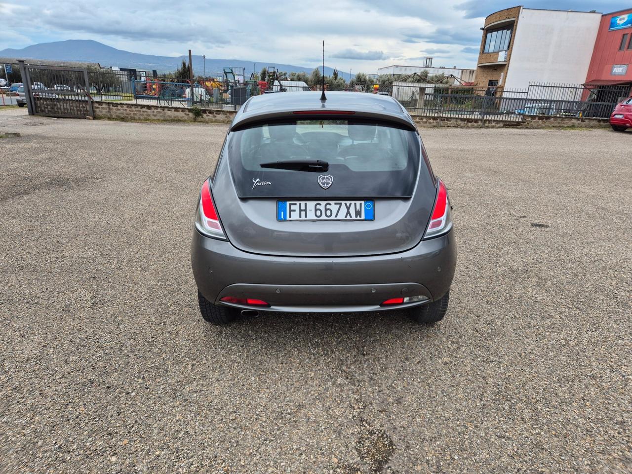 Lancia Ypsilon 1.2 69 CV 5 porte Gold