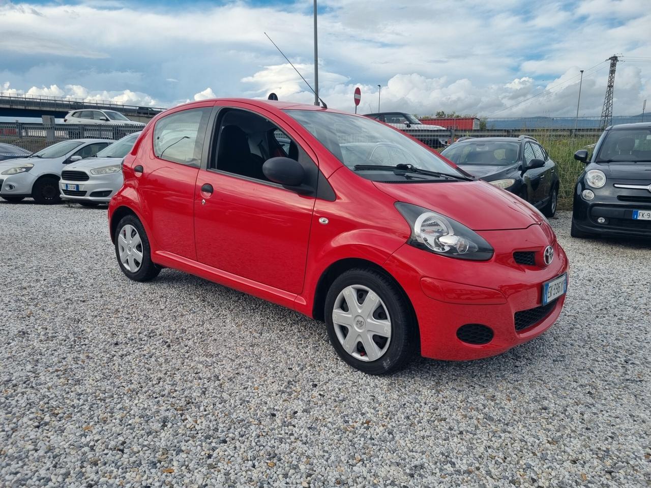 Toyota Aygo 1.0 12V VVT-i 5 porte Sol Connect
