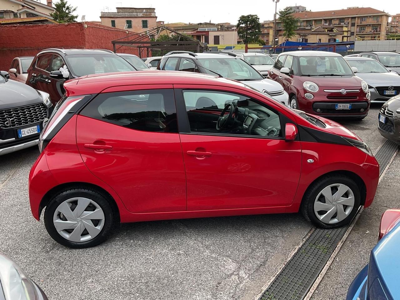 Aygo 1.0 VVT-i 69 CV( 25 mila km ) -unipro-rate