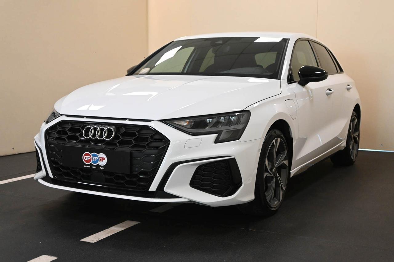 AUDI A3 4ª serie A3 SPB 45 TFSI e S tronic S l...