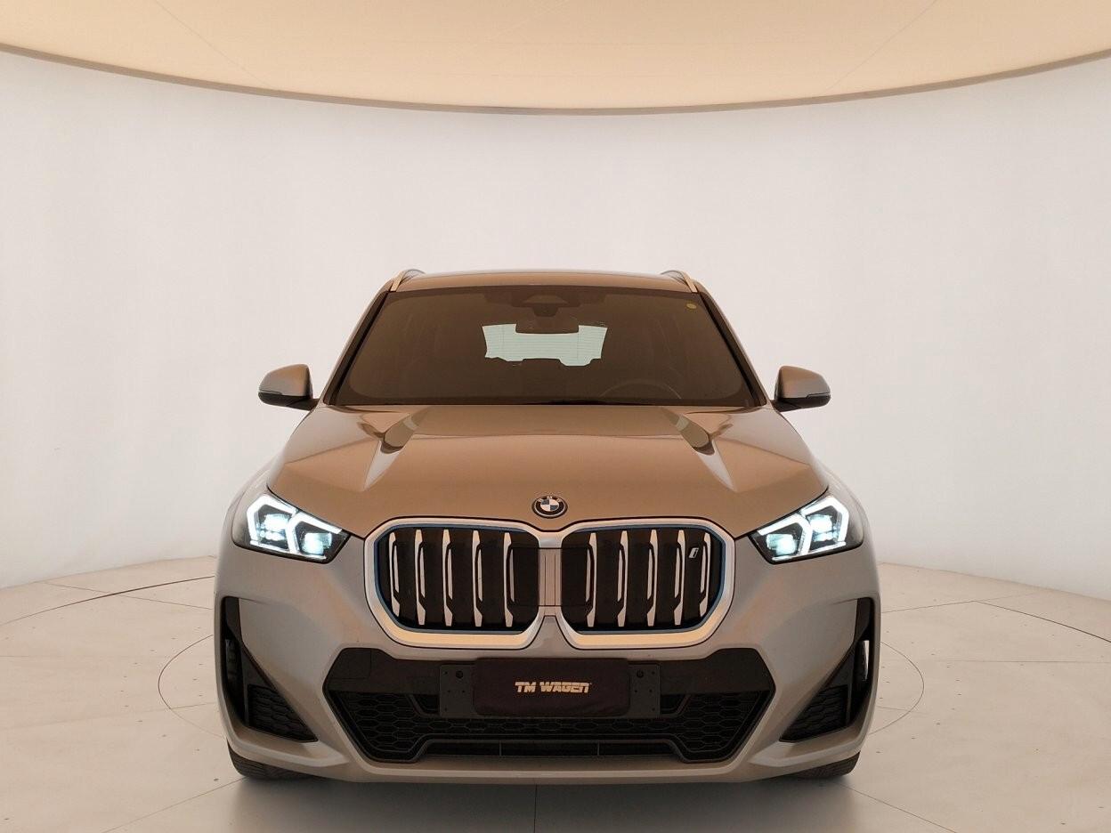 BMW IX1 xdrive 30 - IVA ESPOSTA